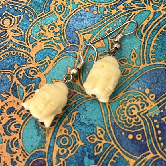 Buddha Earrings - Picture 2 of 4
